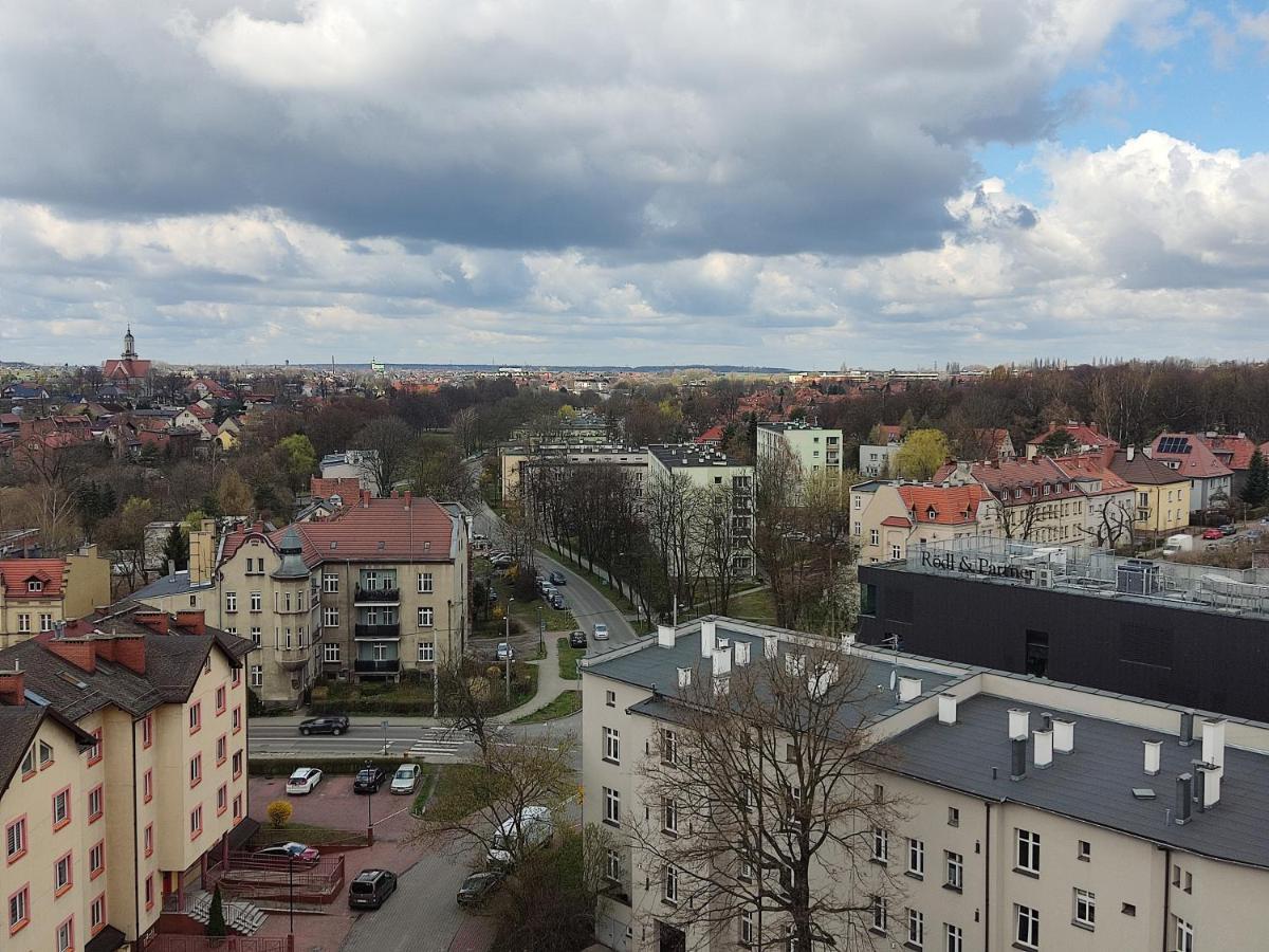 Apartament Z Widokiem Na Miasto กลีวิตเซ ภายนอก รูปภาพ