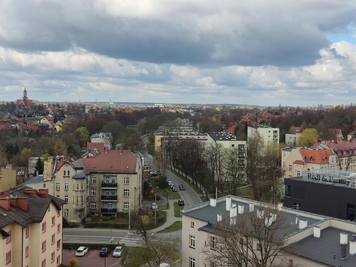 Apartament Z Widokiem Na Miasto กลีวิตเซ ภายนอก รูปภาพ
