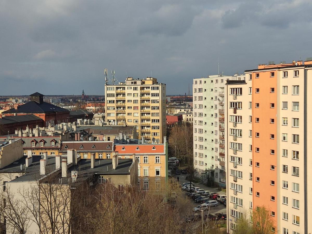 Apartament Z Widokiem Na Miasto กลีวิตเซ ภายนอก รูปภาพ