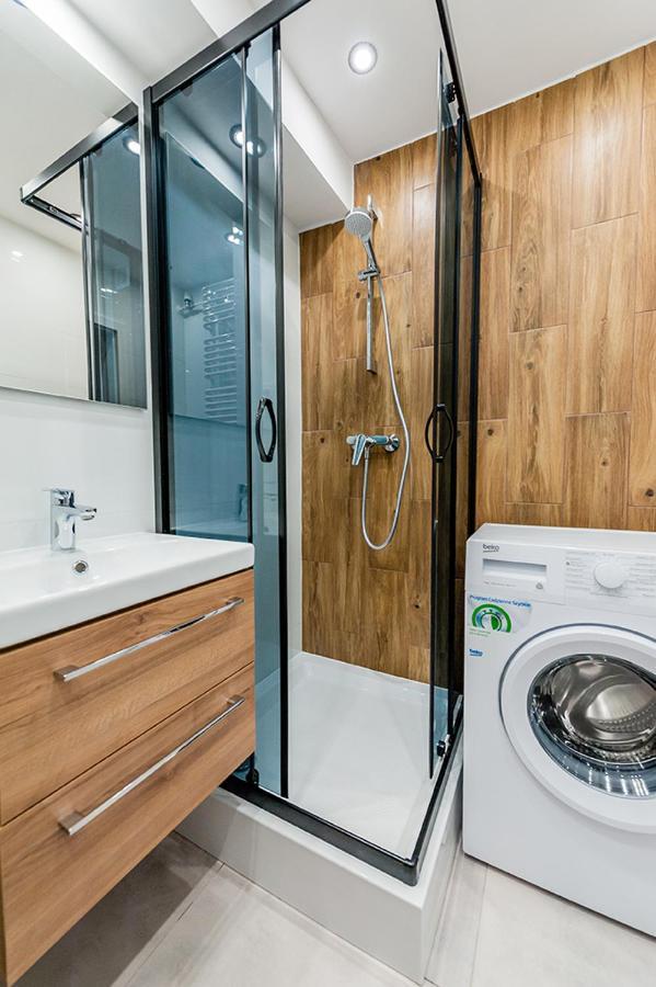Apartament Z Widokiem Na Miasto กลีวิตเซ ภายนอก รูปภาพ