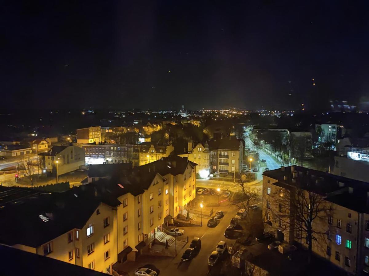 Apartament Z Widokiem Na Miasto กลีวิตเซ ภายนอก รูปภาพ